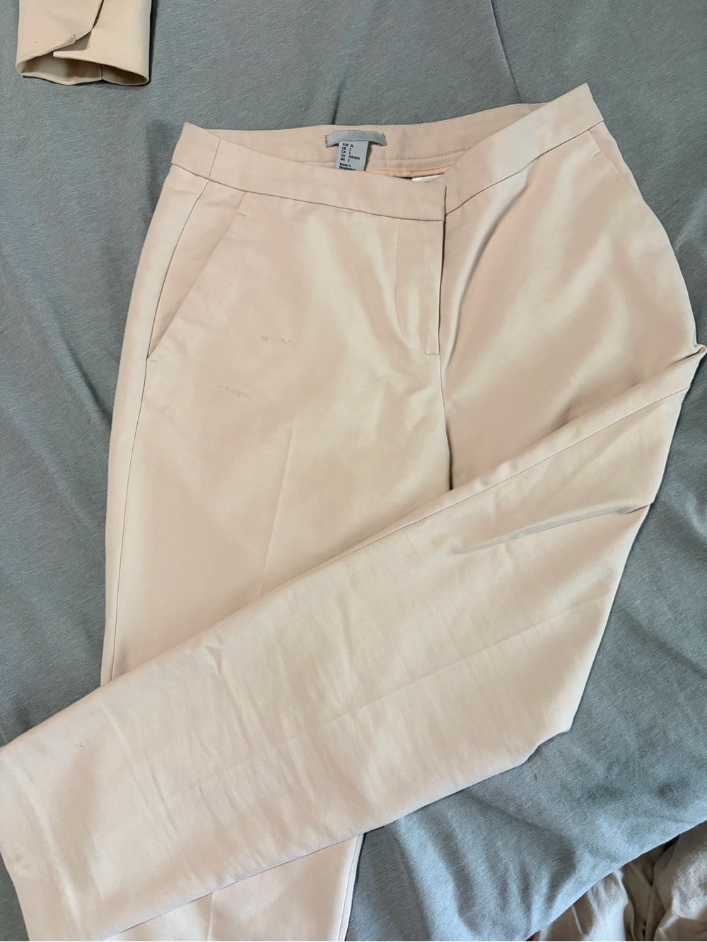 H&M Light Cream Ankle Pants